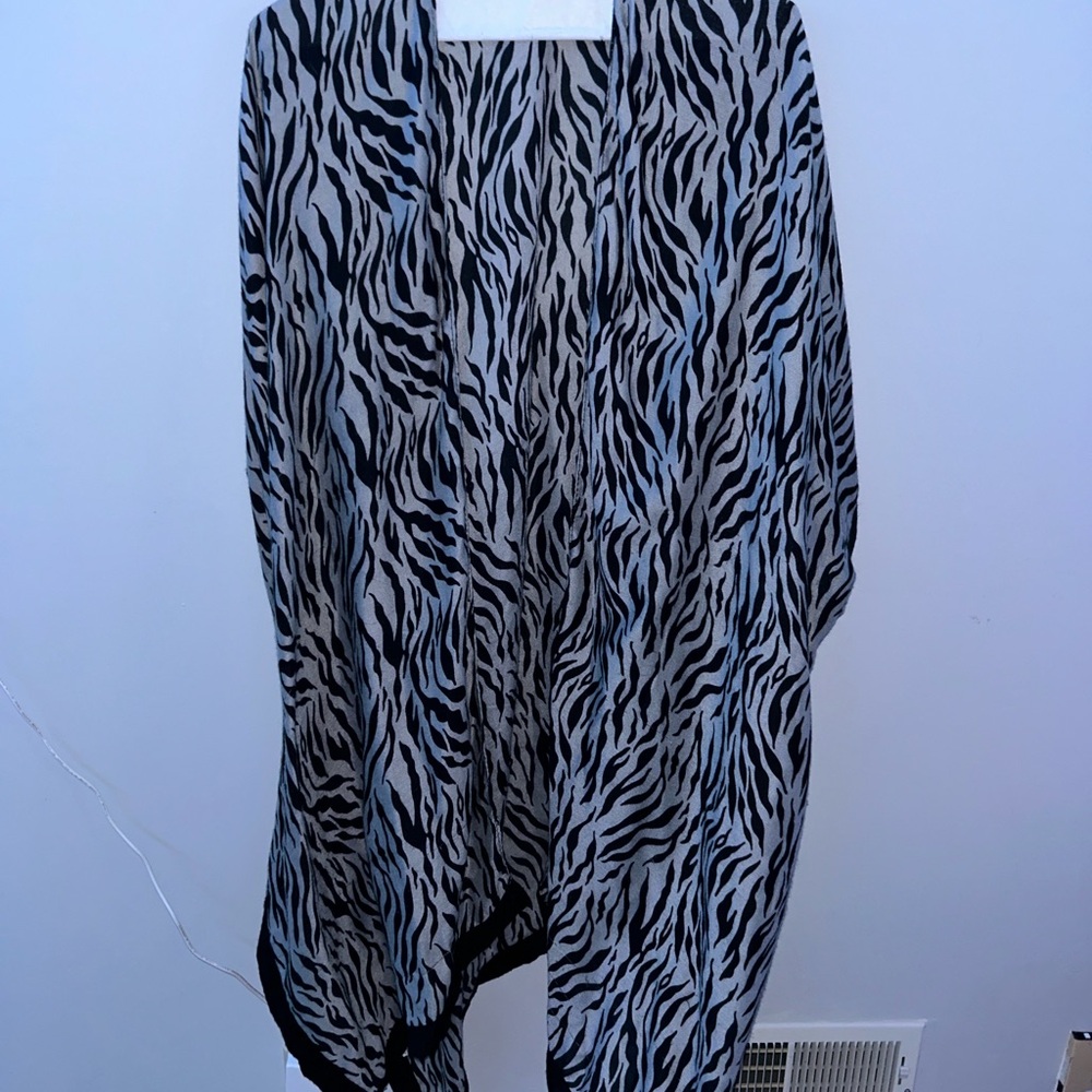 Pretty Persuasions Black and White Animal Print Wrap